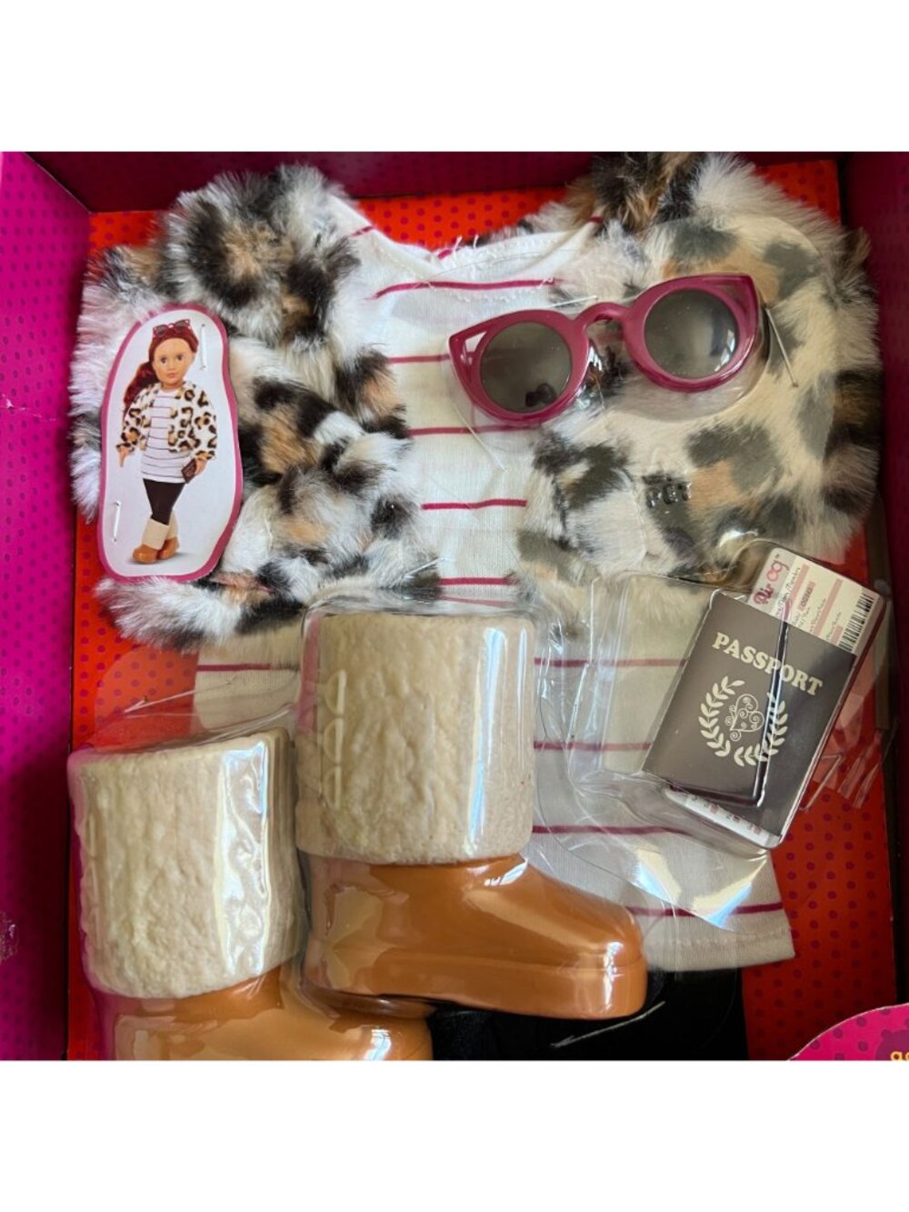 Our Generation Travel Chic Doll Clothes & Accessories Set For 18" Dolls - Stylis - Picture 4 of 4